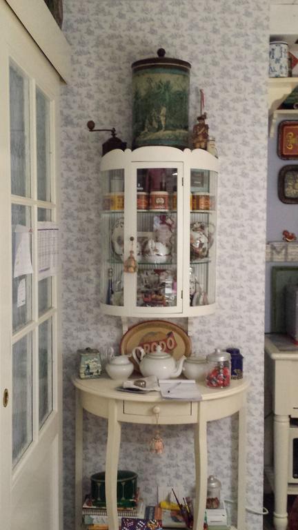 Teapot House Bed & Breakfast เปรูจา ภายนอก รูปภาพ