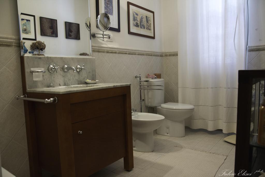 Teapot House Bed & Breakfast เปรูจา ห้อง รูปภาพ