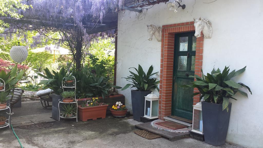 Teapot House Bed & Breakfast เปรูจา ภายนอก รูปภาพ