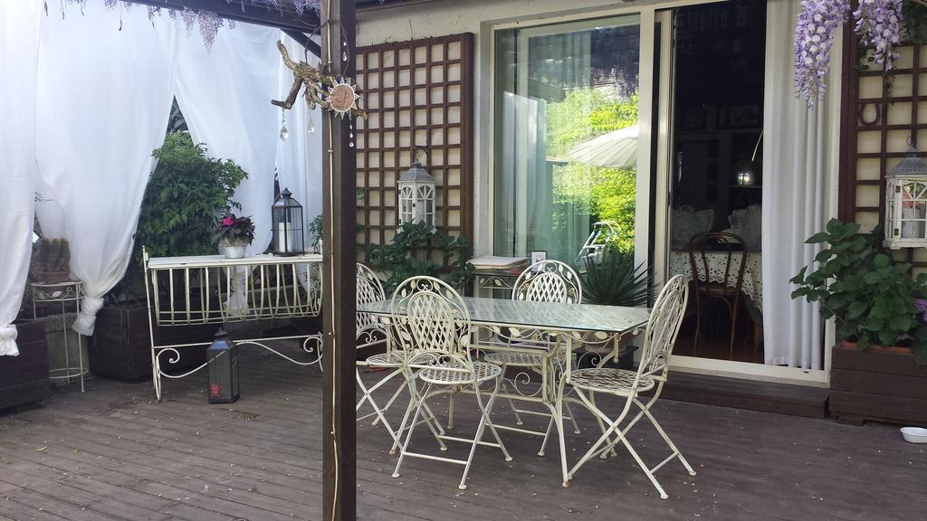 Teapot House Bed & Breakfast เปรูจา ภายนอก รูปภาพ